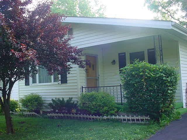 1st image of 928 Westwood Ave