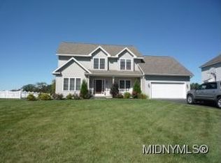 9223 Shelley Dr, Marcy, NY 13403