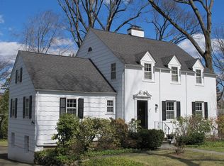 141 Hamilton Rd, Ridgewood, NJ 07450