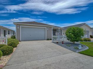 1445 Olympia St, The Villages, FL 32163