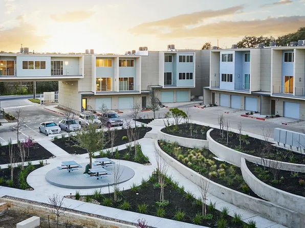 604 N Bluff Dr Unit 208, Austin, TX 78745