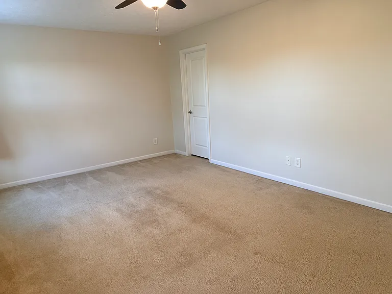 5055 Lake Forest Dr — Photo 14