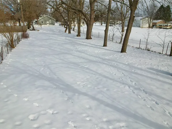 Hesler St, Georgetown, IL 61846