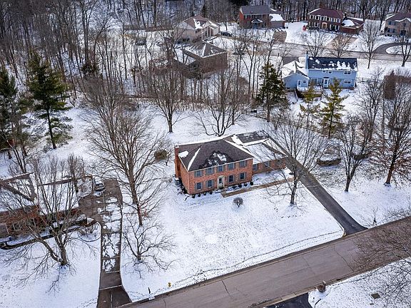 4th image of 11725 Laurelview Dr