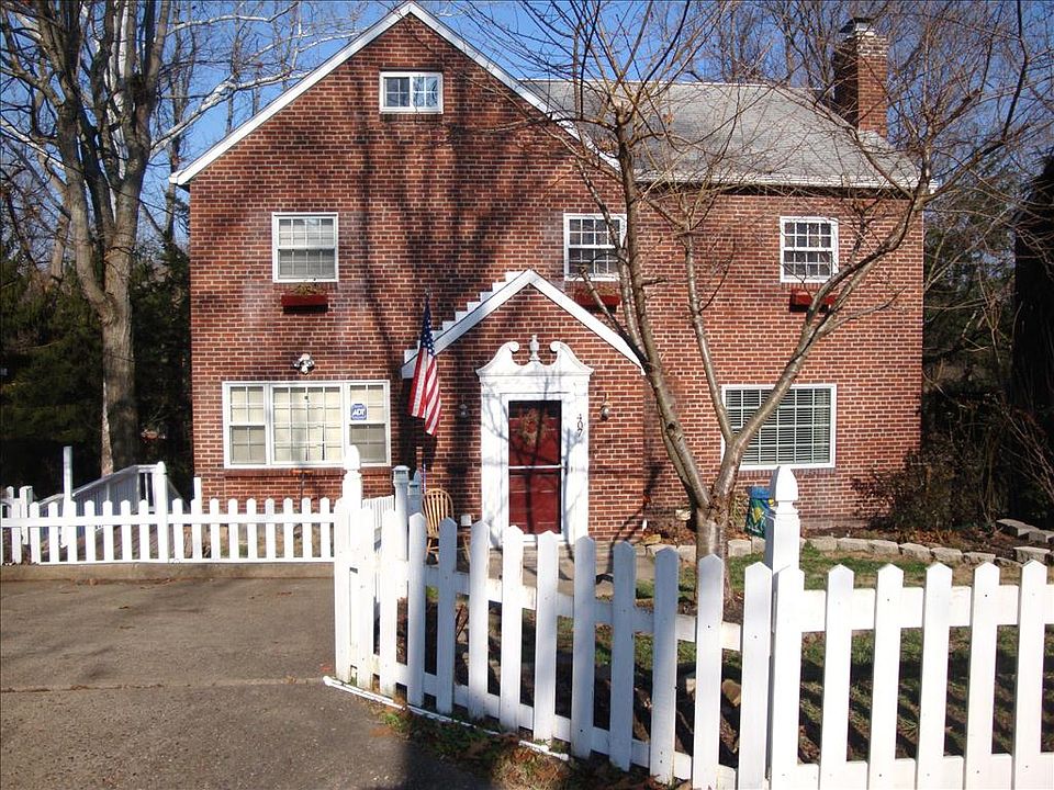 407 Fairview Drive