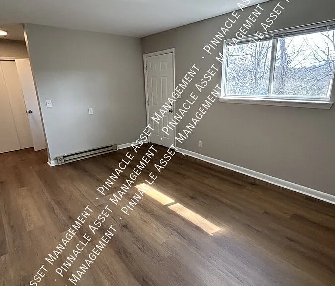 208 Valley View Ave #2 — Photo 7