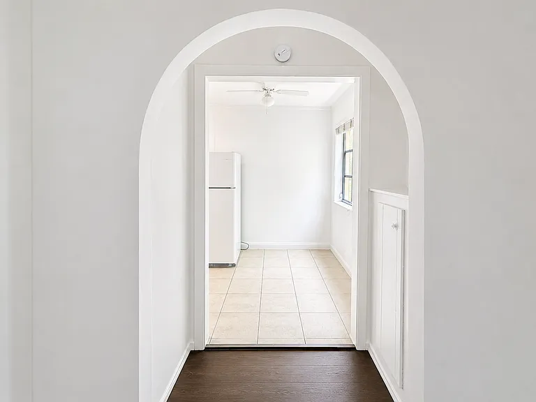 1556 Polk St — Photo 14
