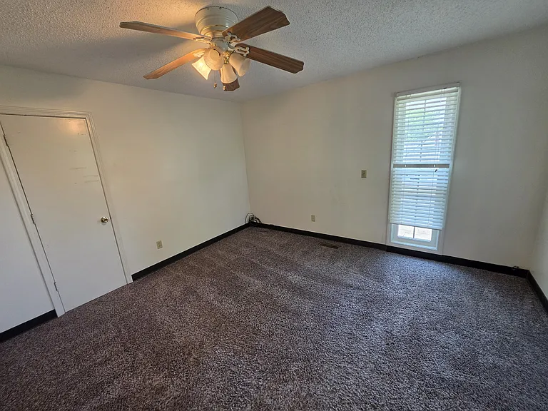 3100 Wellington Ave — Photo 12