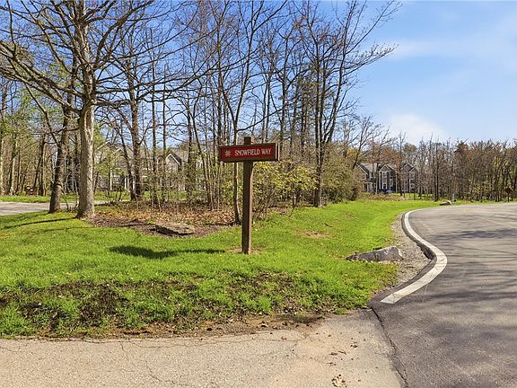 4th image of 1627 Snowfield Way