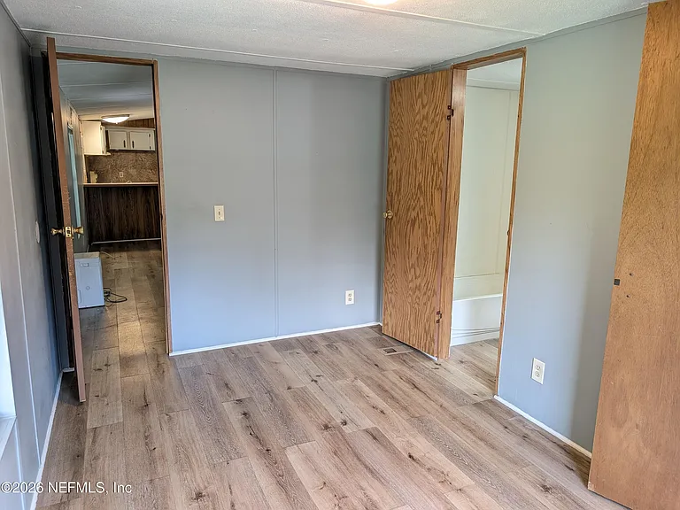220 Guy Ave — Photo 23