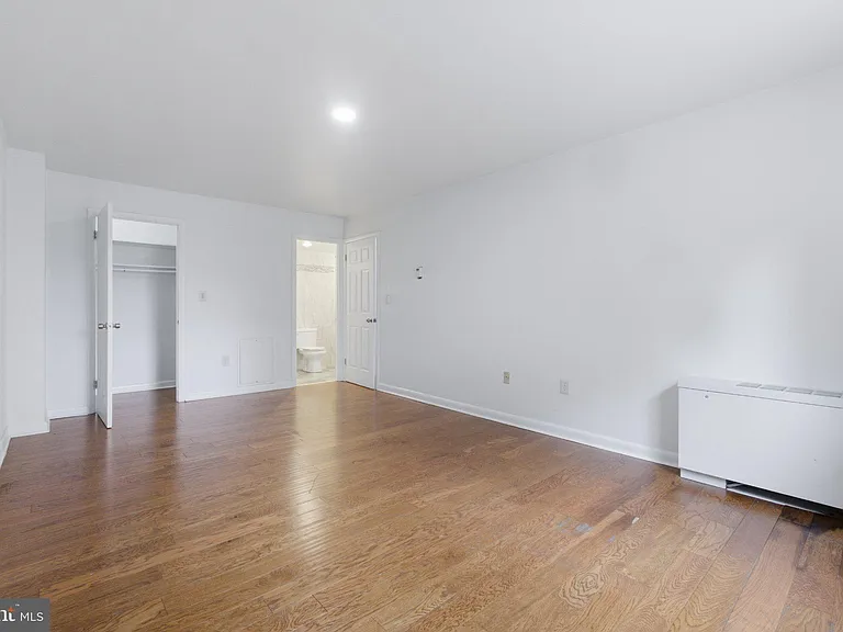 7505 Democracy Blvd #114 — Photo 23