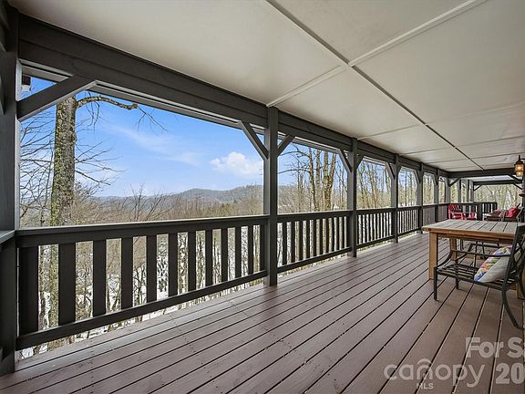 5th image of 550 Welcome Way