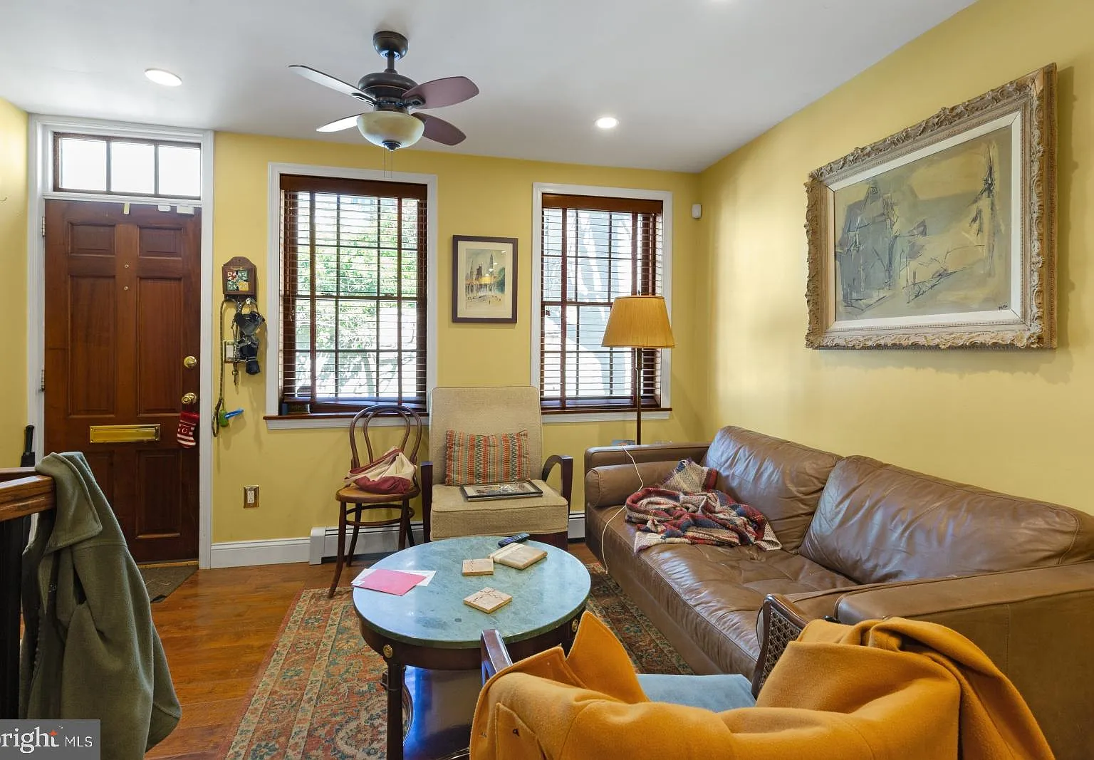 2 bed, 2.0 bath, 845 sqft, $2,345 — Photo 2