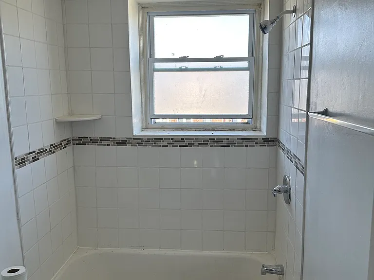 2641 Norland Rd — Photo 5