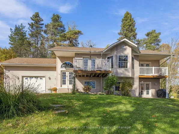 51 Golf Course Rd, Magnetawan, ON P0A 1P0