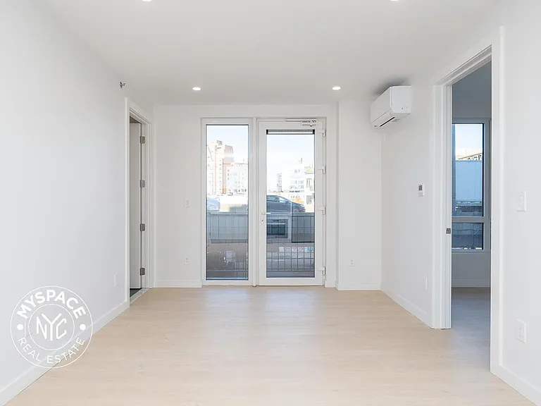 280 Meeker Ave #805 — Photo 4