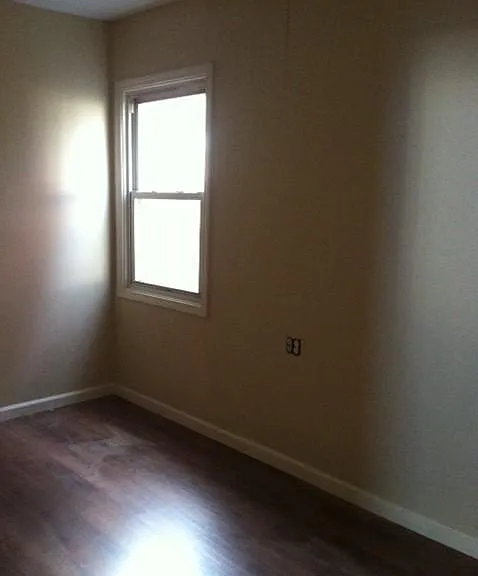 90 Alexander St #1 — Photo 4