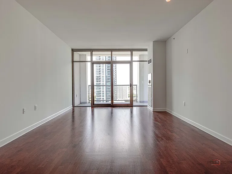 1235 S Prairie Ave #2107 — Photo 14