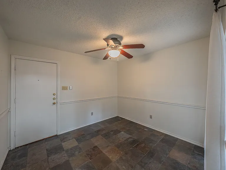 3704 Hulen Park Dr — Photo 17