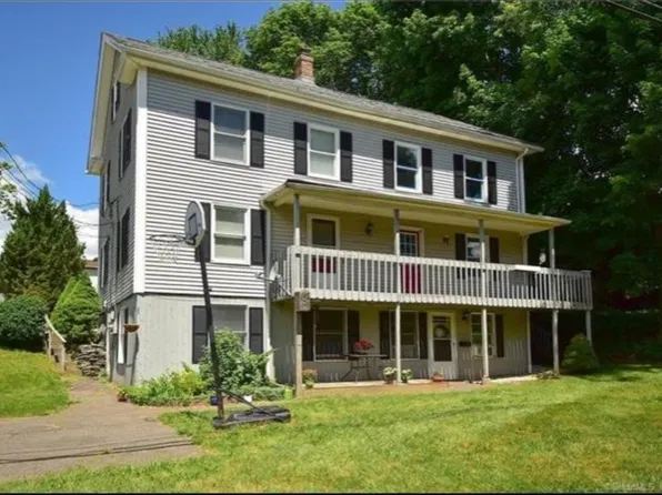 51 Mountain St Unit B, Ellington, CT 06029