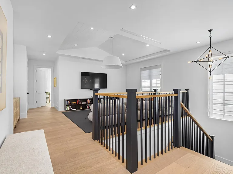 734 S Ocean Blvd — Photo 38