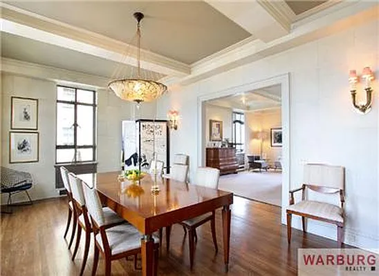 Sold by Warburg | media 20