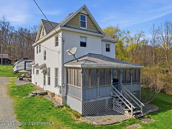4th image of 53 Rose Hill Rd