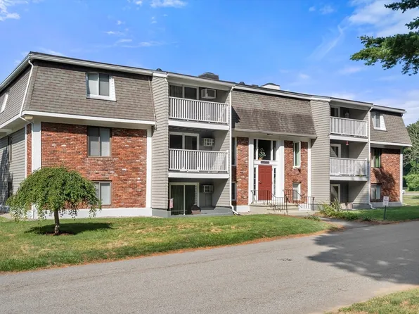 220 Bedford St APT 5H, Bridgewater, MA 02324
