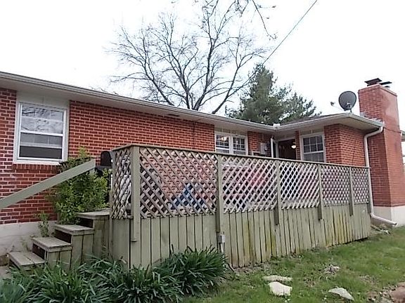 4th image of 727 W Plaza Dr