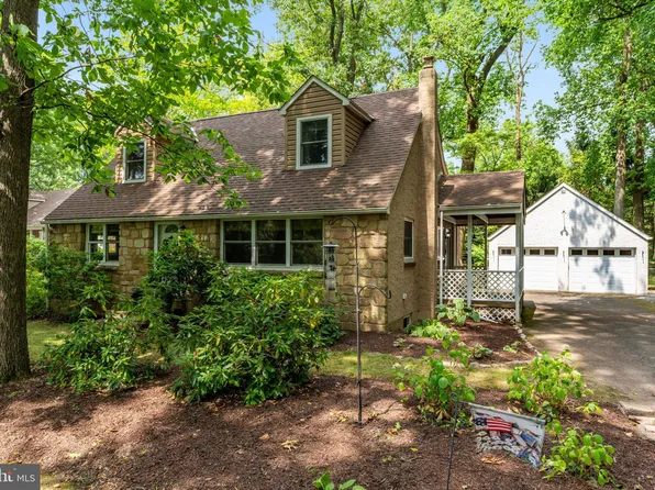 784 S Chubb Dr, Doylestown, PA 18901
