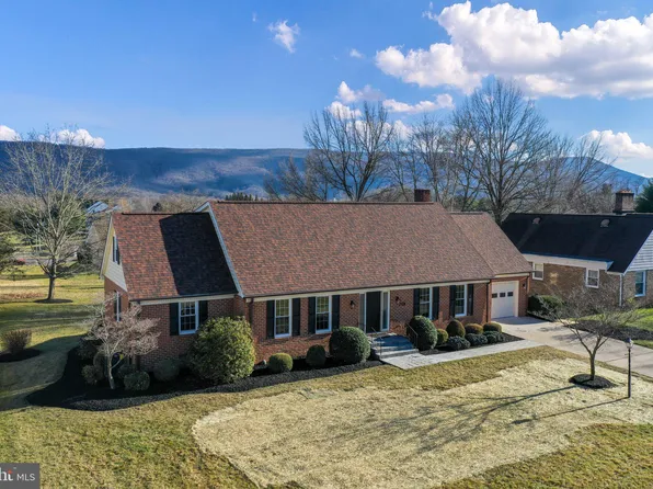 719 Eagle St, Woodstock, VA 22664