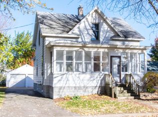 21 W Garfield Ave, Zeeland, MI 49464