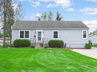 144 E 2nd Ave, New Lenox, IL 60451