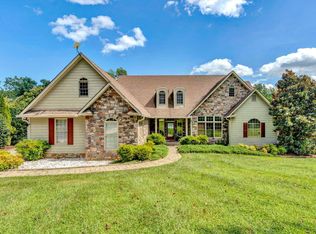 305 Acres Ct, Lynch Station, VA 24571