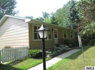 6530 Deweese Rd, Jackson, MI 49201