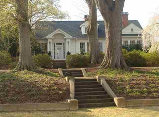 906 E Calhoun St, Anderson, SC 29621