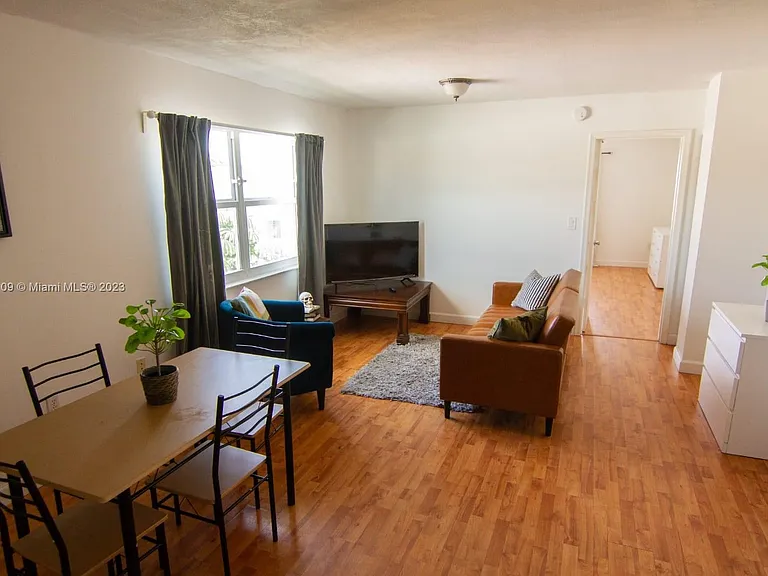 753 Michigan Ave #3D — Photo 6