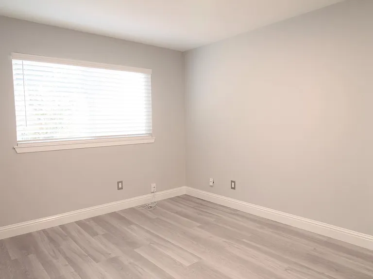 1546 Valle Vista Ave #48 — Photo 4
