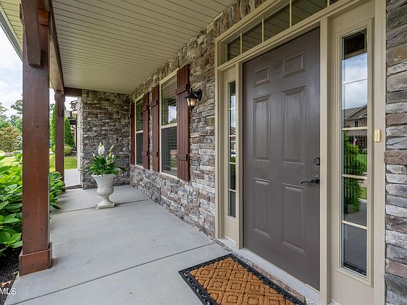 4th image of 1111 Front Royal Ln