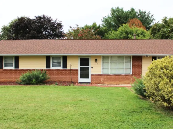 714 Culpeper St, Fredericksburg, VA 22405