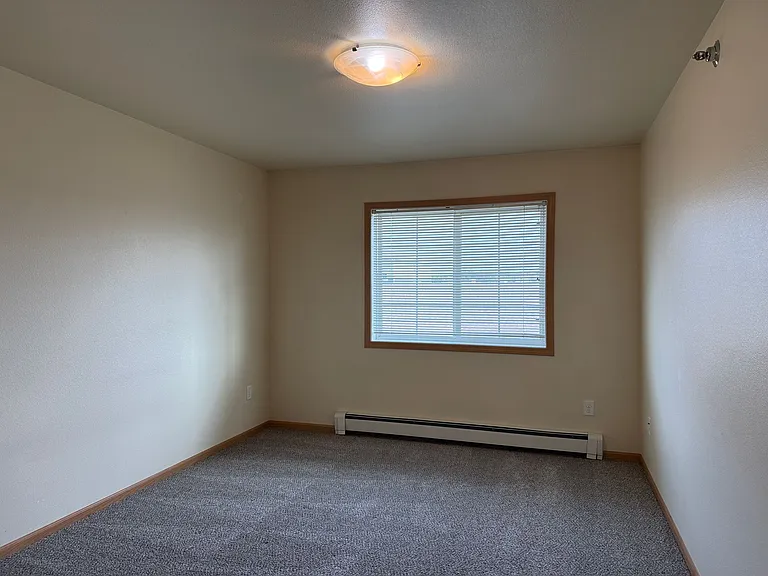 West Lake III Apartments — Photo 17