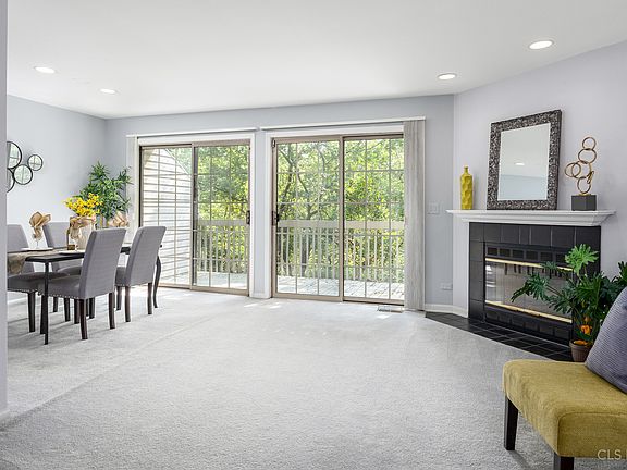 3rd image of 1551 N Saint Marks Pl