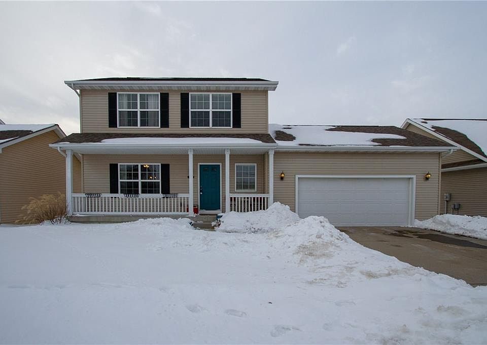 1st image of 4616 NE Hayes Dr