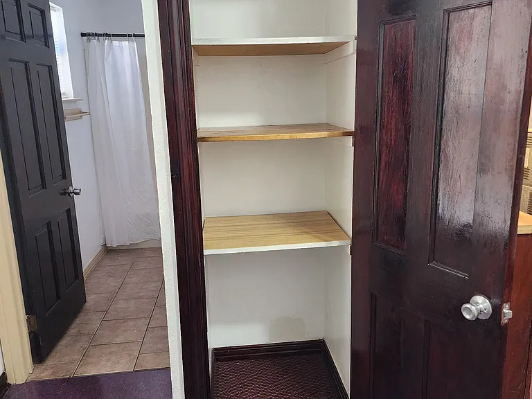 339 Drury Ln #1 — Photo 8