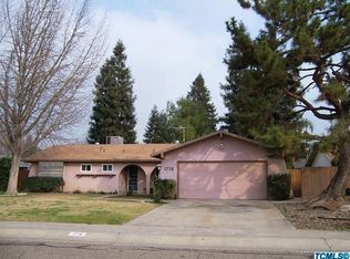 1716 S Clark St, Visalia, CA 93292