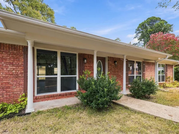 1513 Frost St, Gilmer, TX 75644