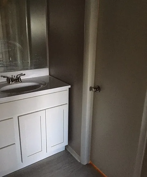 Stoney Creek Apartments — Photo 49