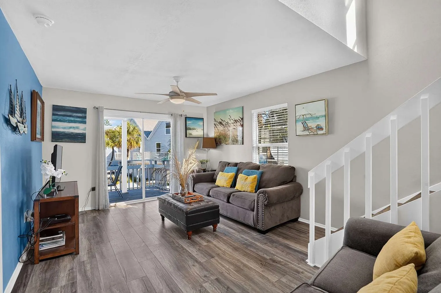 3 bed, 2.0 bath, 1205 sqft, $13,770 — Photo 4