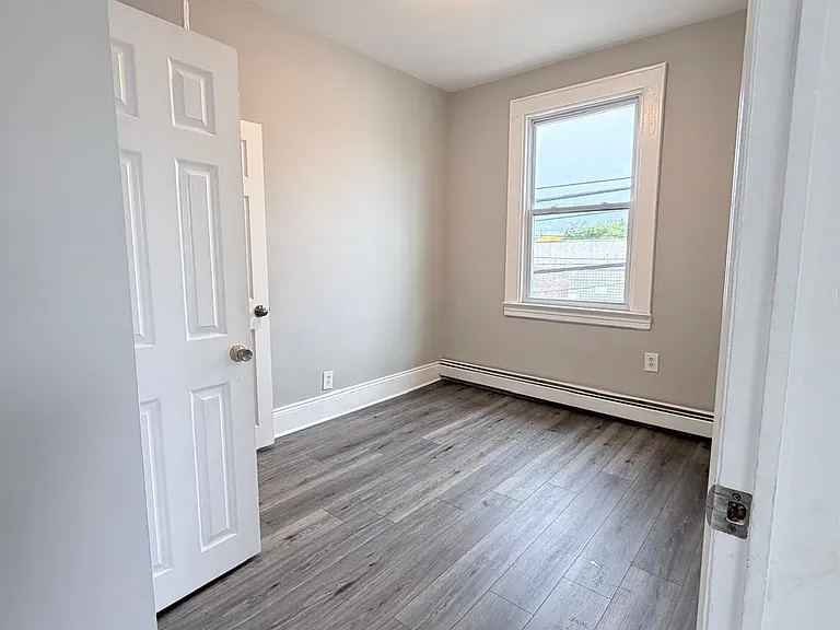 2224 E Edgar Rd #2E — Photo 3