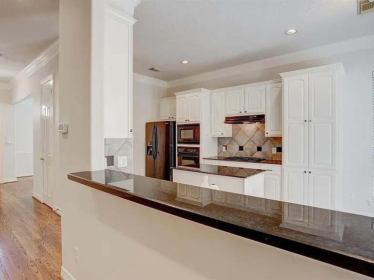 2822 Briarhurst Park — Photo 20